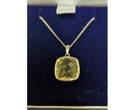 9ct White Gold &amp; Yellow Quartz Pendant Neckace Chain, 3.85g