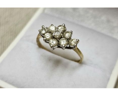 9ct Gold White Stone Cluster Dress Ring, size O &amp; 2.2g