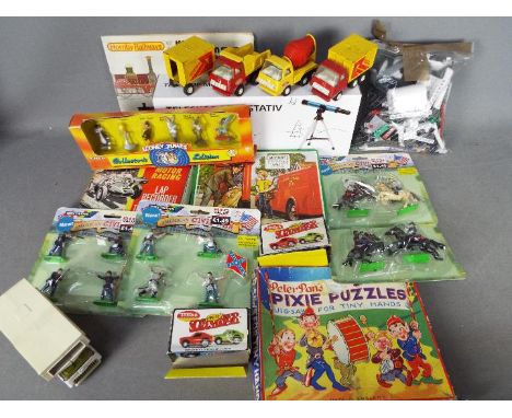 Tonka, Ertl, Airfix, Britains, Other - A mixed collection of boxed and unboxed toys, puzzles, toy soldiers, a boxed telescope
