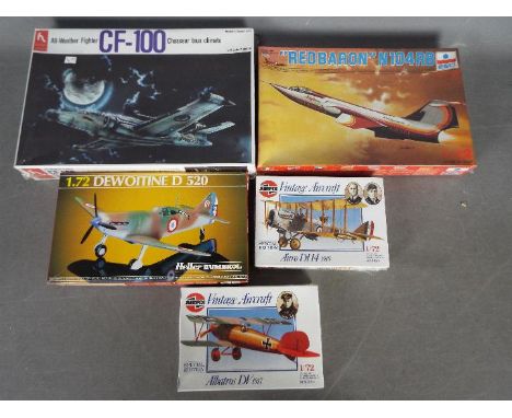 Airfix, Humbrol, Hobby Craft, ESCI - Five boxed plastic 1:72 scale military aircraft model kits. Lot includes Hobby Craft HC1