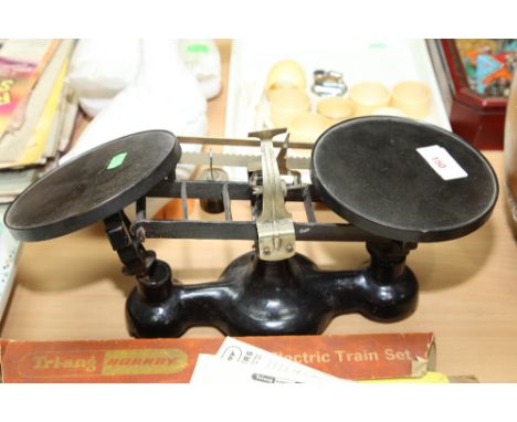 A set of 20th century chemist's scales