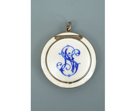An Imperial Russian guilloche enamelled fob powder compact, St Petersburg, 43 mm
