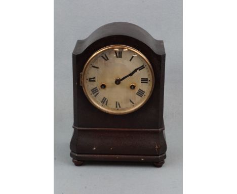 An early 20th Century Hamburg American Clocks mahogany veneered mantel clock, 28 cm