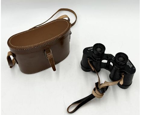 A British Army WW2 Set Of Bino Prism No.2 MK.II Binoculars Made By Taylor Hobson, Dated 1941 With The Broad Arrow. No. 145939