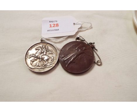 A 1914-18 Victory medal and an Army Temperance Association medal