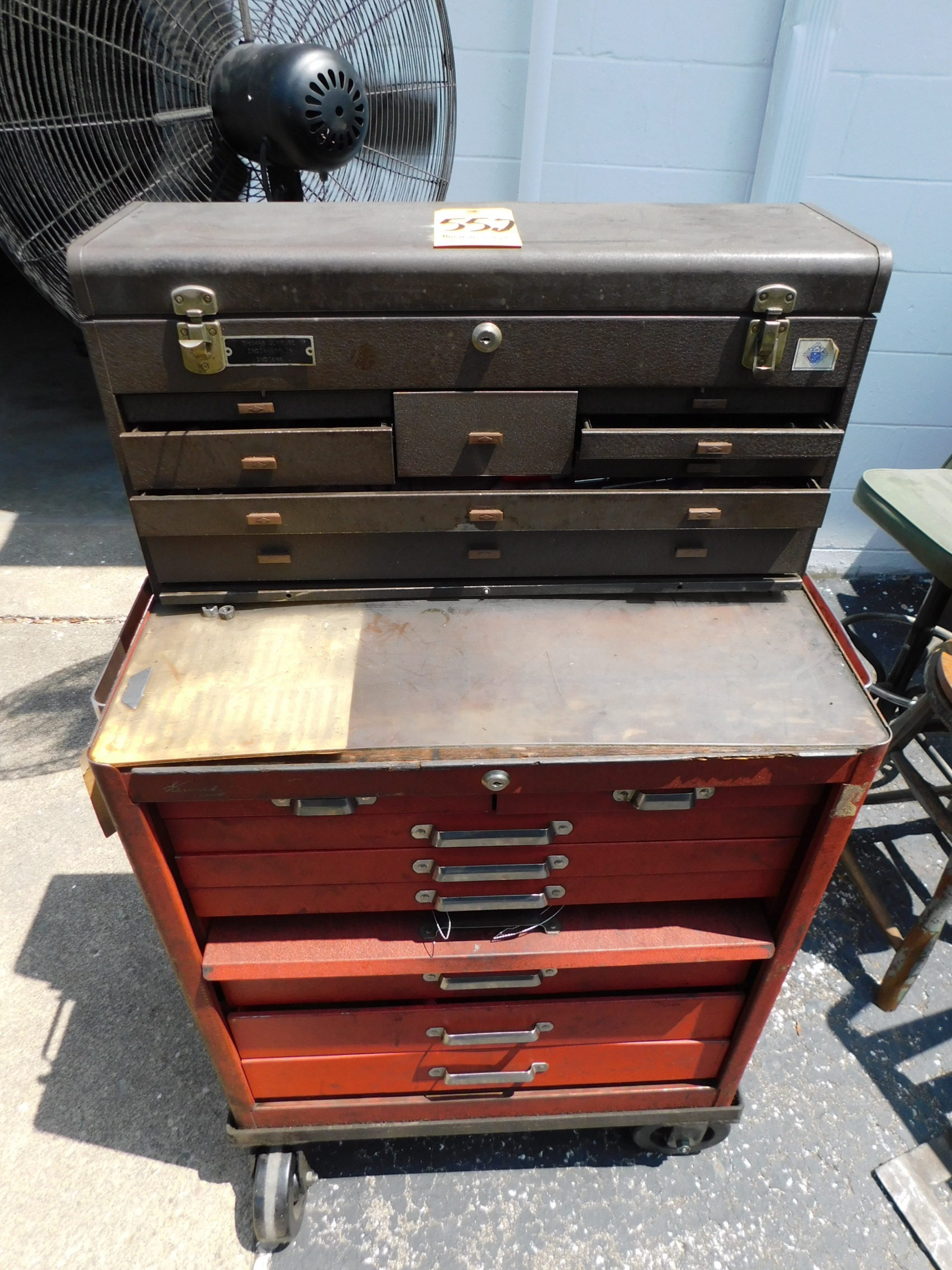 { Choice of lots 552, 553 } Kennedy Roll Around Tool Boxes