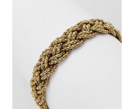 Gr. Gold-Flechtarmband.14 kt GG. 4-reihig geflochtenes Armband, jew. 2 Stränge aus filigranen Gliedern. Verdecktes Kastenschl