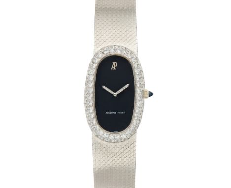 Damenarmbanduhr Audemars Piguet,Schweiz 1970/80er Jahre. 18 kt WG. Handaufzug. Werk-Nr. K2050/ B. 164548. Gehäuse-Nr. 87268. 