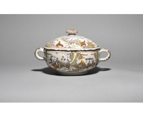 A Frankfurt faïence tureen and cover  c.1690, the circular form painted in manganese, green and yellow with Chinese figures i