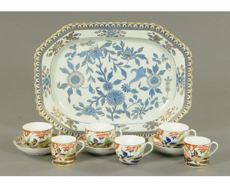 Two Worcester porcelain trios in the finger and thumb pattern, early 19th century, a further two matching teacups and a sauce