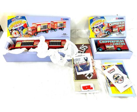 New Corgi Classics 97889 Chipperfields Circus AEC Cage Truck &amp; Trailer , New in box Corgi 97092 Bedford O Chipperfields C
