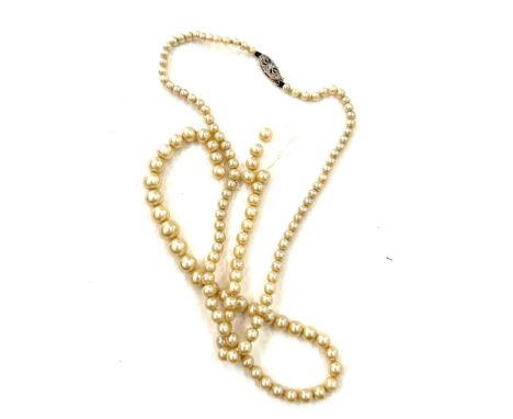 Antique pearl necklace with rose cut diamond clasp 