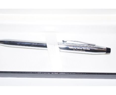 Cased Cross pen