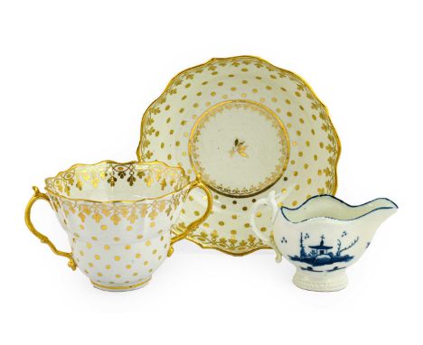 A Worcester Porcelain Gadroon Creamboat, circa 1775, painted in underglaze blue with the Cannon Ball pattern, crescent mark, 