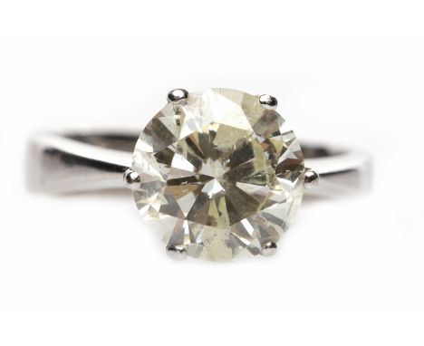 EIGHTEEN CARAT WHITE GOLD DIAMOND SOLITAIRE RINGwith a six claw set round brilliant cut diamond of approximately 2.60 carats,