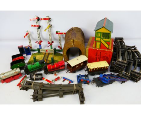 Hornby - Chad Valley - A collection of O gauge items including 2 x locomotives, the red one works, the green one does not win