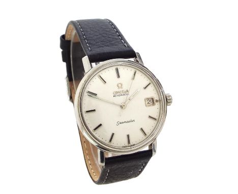 Omega Seamaster automatic stainless steel gentleman's wristwatch, circular silvered dial with baton markers, sweep centre sec