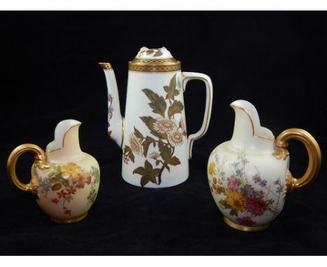 A Royal Worcester flat-back jug, circa 1895, decorated with flowers on a blush ground, H. 13cm, together with a similar small