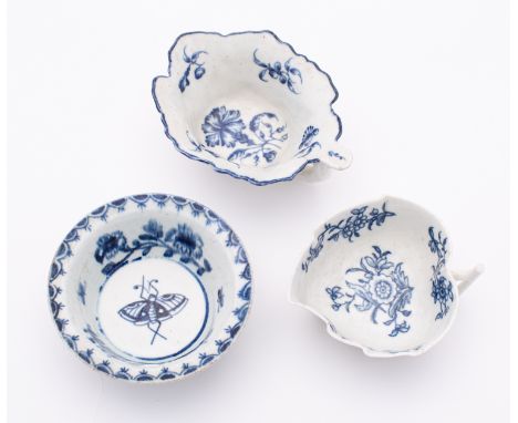 A Lowestoft blue and white patty pan and two First Period Worcester pickle dishes the patty pan painted with a large moth and
