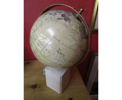 Globe on wooden base - H: 35cm