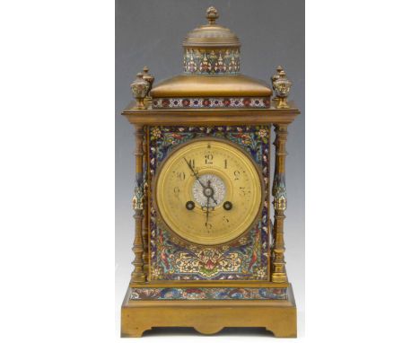 French gilt brass and champlevé enamel mantel clock circa 1910, the architectural case with columns and a rotunda top, gilt A