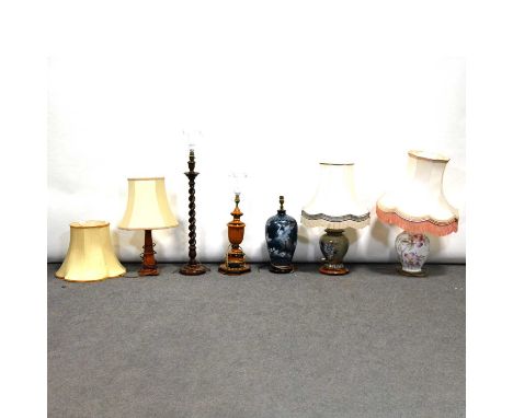Mahogany barley twist table lamp, and five other various table lamps, some with shades.