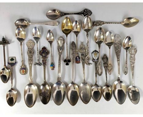 Assorted silver coloured metal and other travel/commemorative spoons, some with enamel decoration10 ozt 
