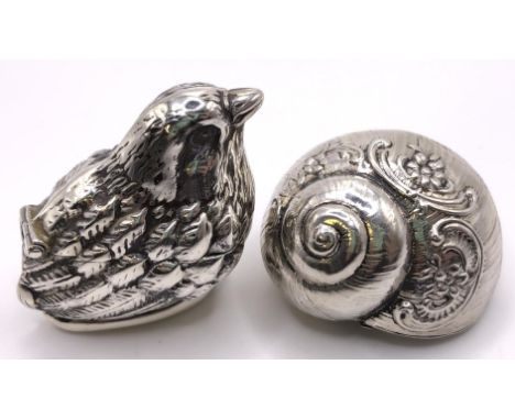 A late Victorian silver snuff box, in the form of a shell, Birmingham 1889, 2.5 cm high, and a modern silver snuff box, in th