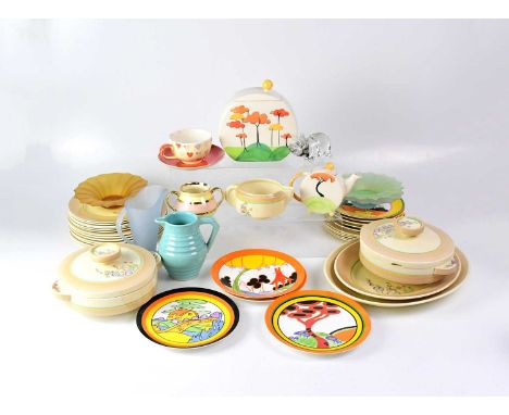 A collection of mixed ceramics and glassware to include limited edition World of Clarice Cliff plates, Newport Pottery Claric