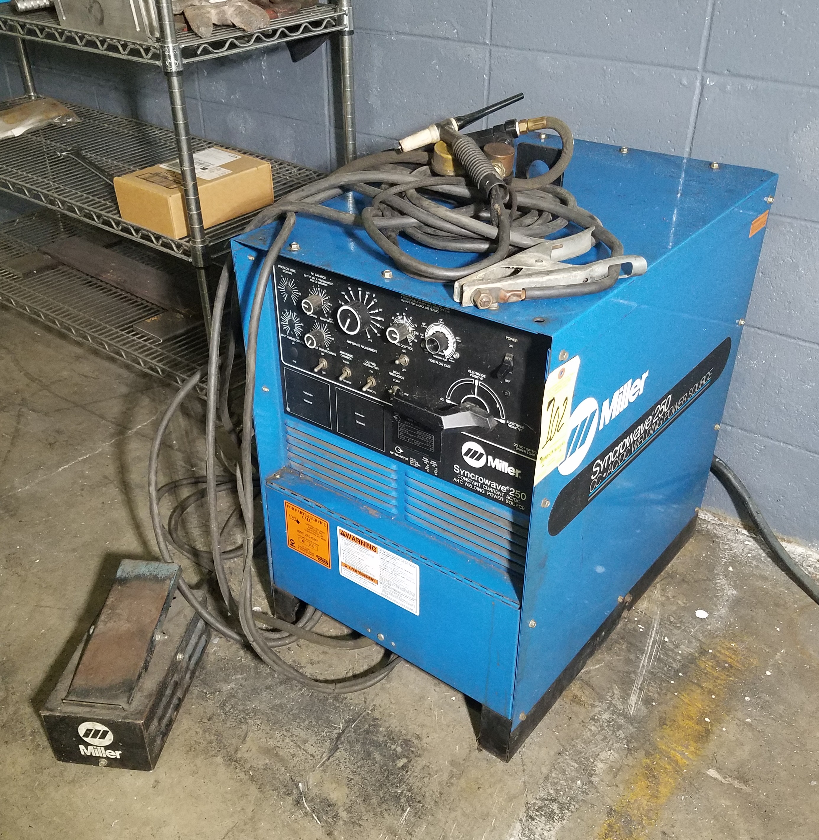 Miller Synchrowave 250 Tig Welder, Foot Pedal, s/n KA746607