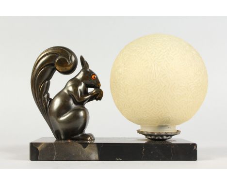 AN ART DECO LAMP, GREY SQUIRREL ON A MARBLE BASE with frosted globe. 8.5ins long.