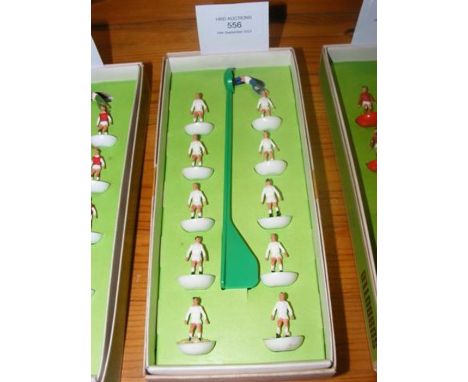 Vintage Subbuteo 00 scale Leeds United football players 