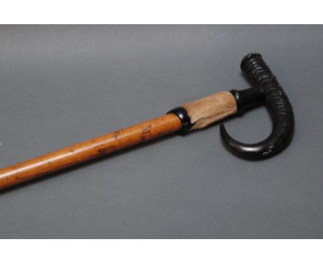 Early 20th century walking stick, with Chamois horn handle and wooden shaft marked "Mer de Glace".  Length 89 cm.  NOTE - The