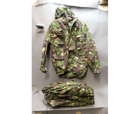 Four DPM smocks (160 x 96 - S).
