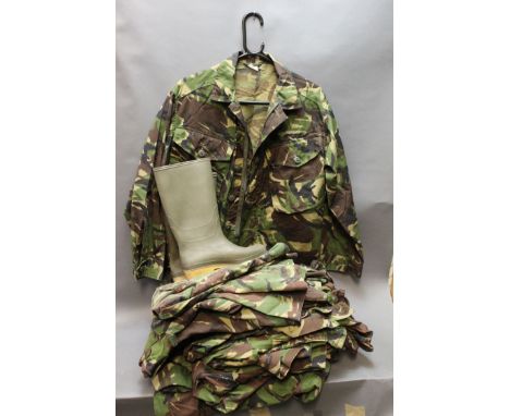 +/- 15 DPM shirts (S), and pair of Wellington boots (4).