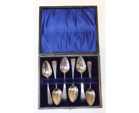 Thomas Hayter, a set of six George III silver teaspoons, each with italic R crested terminal. London 1807