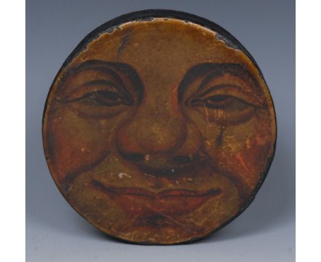 A George III papier mâché circular table snuff box, the push-fitting cover decorated with a smiling caricatured face, 11cm di