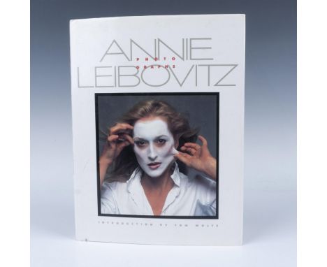 144 page hardcover with original dustjacket. Brings together a collection of 70 photographs, including portraits of musicians