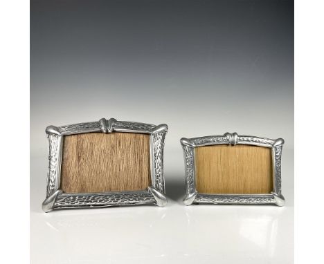 Timeless Mexican picture table frames with glass and wood easel, featuring beautiful wood grain patterns with edge accents. F
