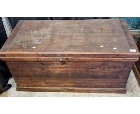 Victorian stained pine trunk/blanket box. (B.P. 21% + VAT) No woodworm.  Used condition, but no obvious damage.