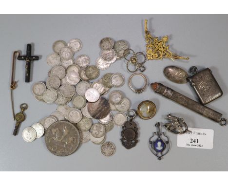 Small box of assorted silver and other items to include: silver Crown dated 1935, propelling pencil, small engraved Vesta cas