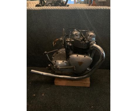 A Triumph enginenumbered 21 H1925, condition and completeness unknown, close inspection advised. Lot to be sold without reser