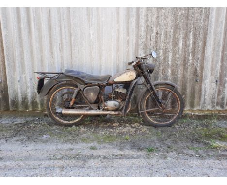 Property of a deceased's estate 1957 BSA 148cc Bantam MajorRegistration no. 428 AKOFrame no. CD3 17942Engine no. BD3B 25075De