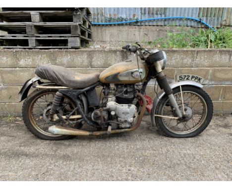 Property of a deceased's estate 1960 Royal Enfield 693cc ConstellationRegistration no. 572 PPKFrame no. 5965Engine no. CM6159