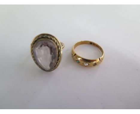 A 9ct yellow gold amethyst ring size J/K - approx weight 4.6 grams - and an 18ct ring approx weight 3.3 grams - one stone mis