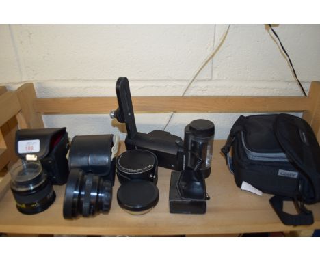 MIXED LOT OF CAMERA EQUIPMENT TO INCLUDE TAMRON SP BBAR MC LENS PLUS CASES