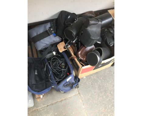 BAG & BOX OF CAMERA CASES