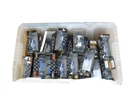 Onyx 1:43 scale F1 model cars; one box of approximately 25+, all boxed, some (a/f), with many duplications.