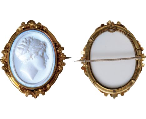 British Commemorative Medals, Emma, Lady Hamilton (1765-1815), white glass paste cameo portrait, late-18th century, by James 