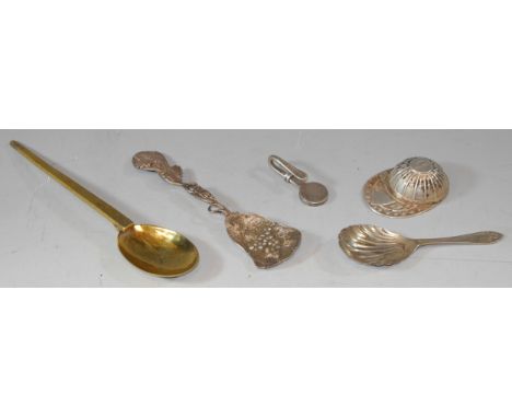 A novelty jockeys cap silver caddy spoon, vacant shield shaped cartouche, James Dixon &amp; Sons, Sheffield, 2002; A silver c